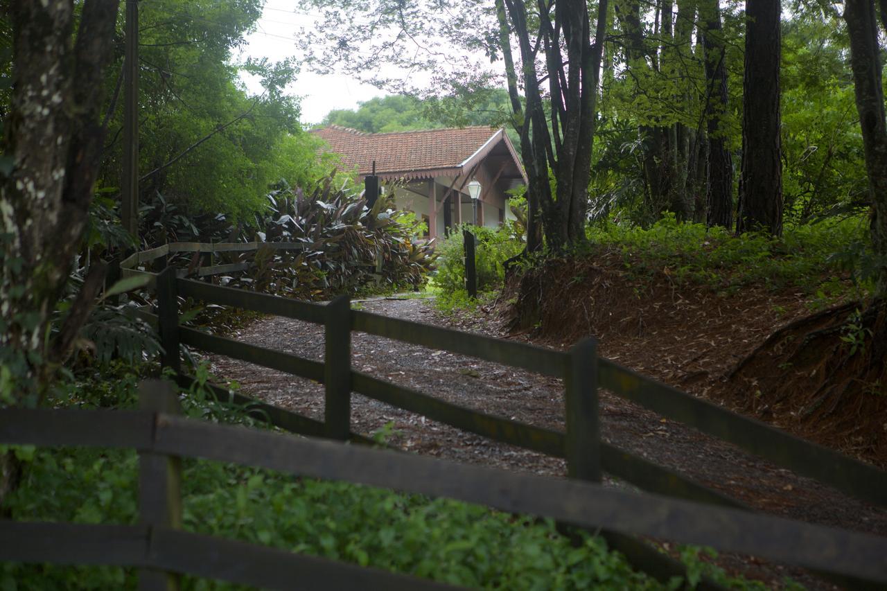 Fazenda Pinhalzinho Inn